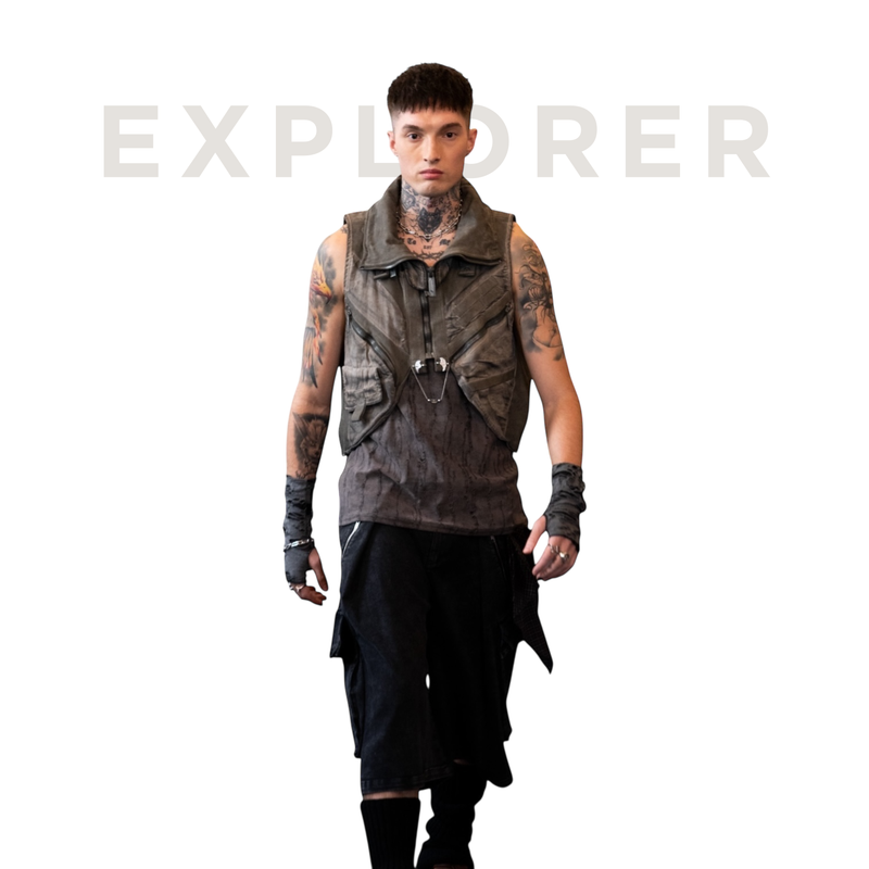 The Explorer – Paris Fashion Week