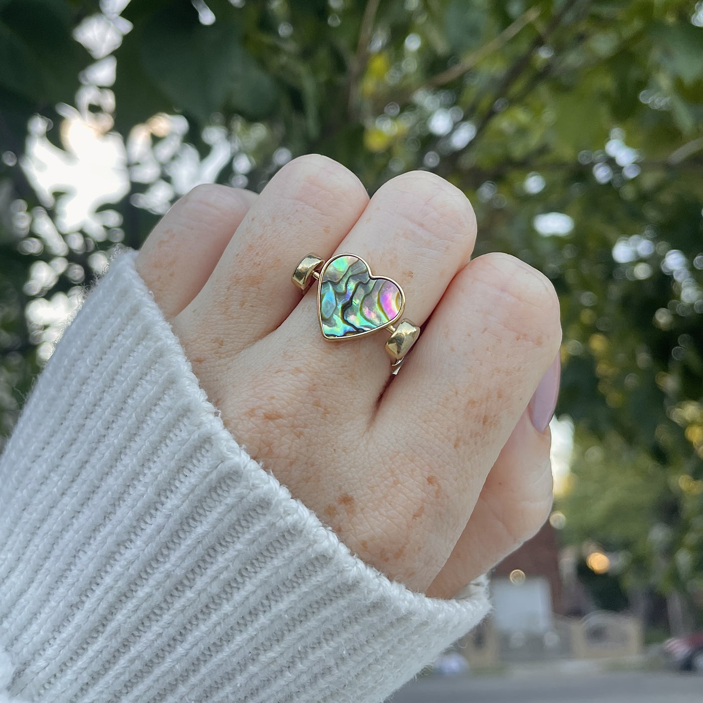 Abalone Shell Heart-shaped Crystal Element