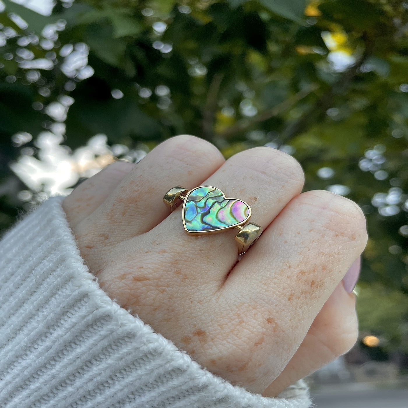 Abalone Shell Heart-shaped Crystal Element