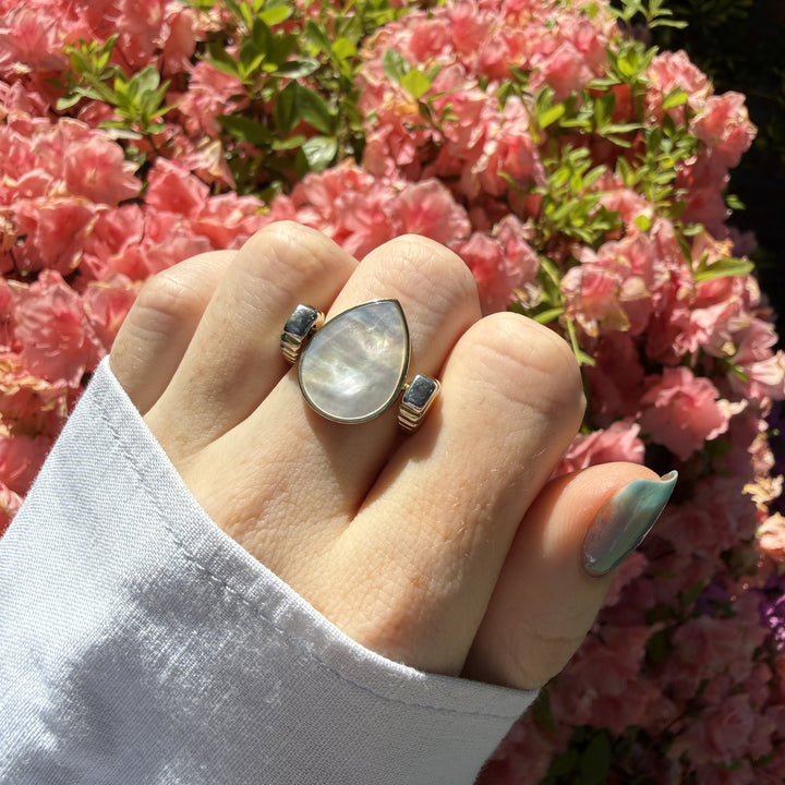 Mother of Pearl AquaPoint™ Crystal Element