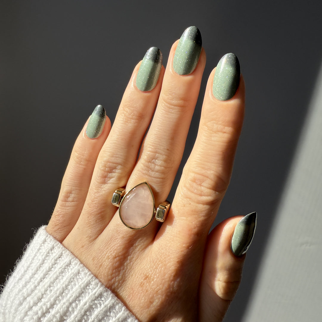 Rose Quartz AquaPoint™ Crystal Element