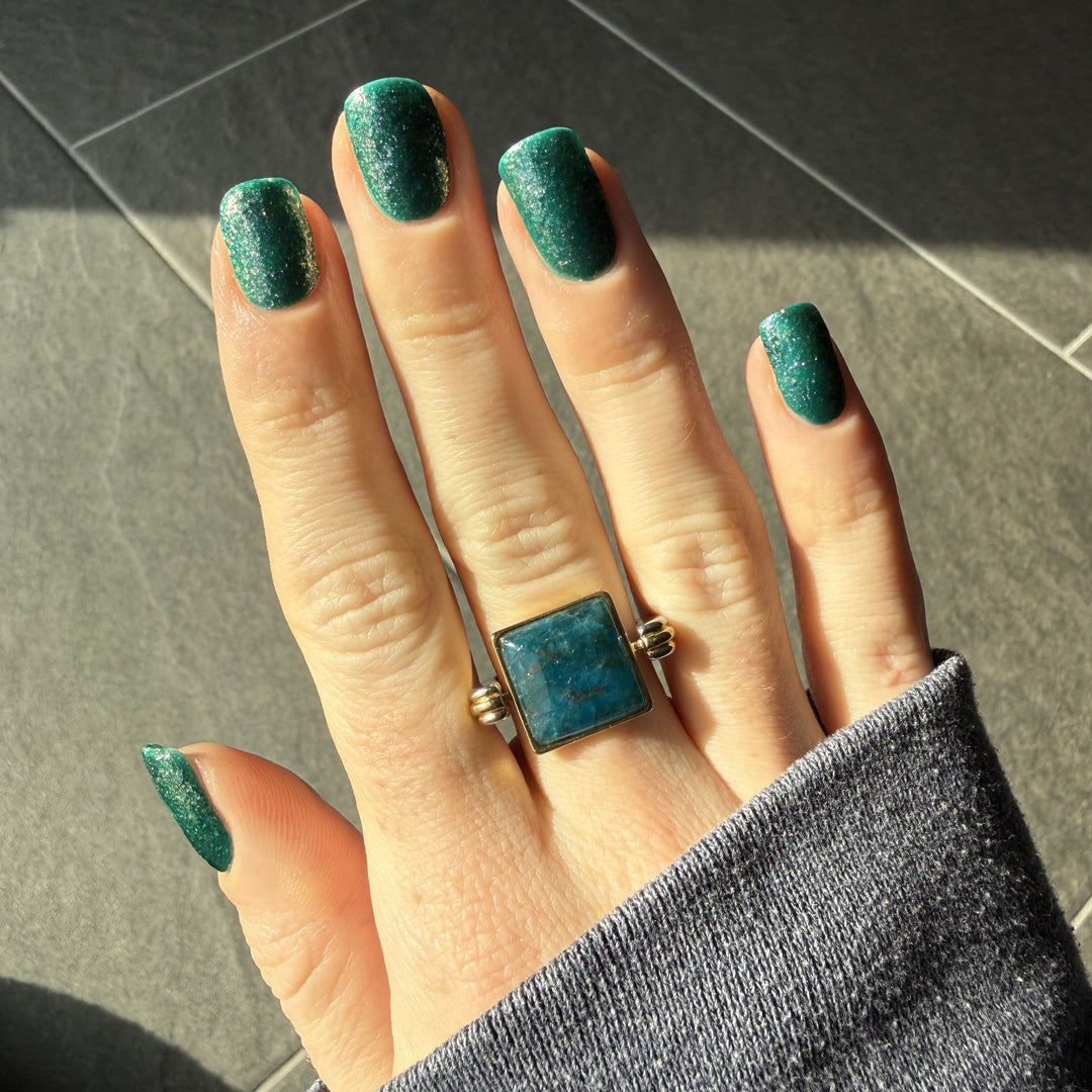 Blue Apatite Cushion Crystal Element