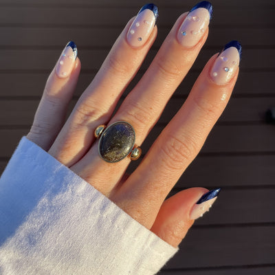 Luxe Labradorite Oval Crystal Element