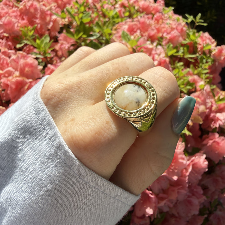 Round Crystal Signet Ring – Studio Line