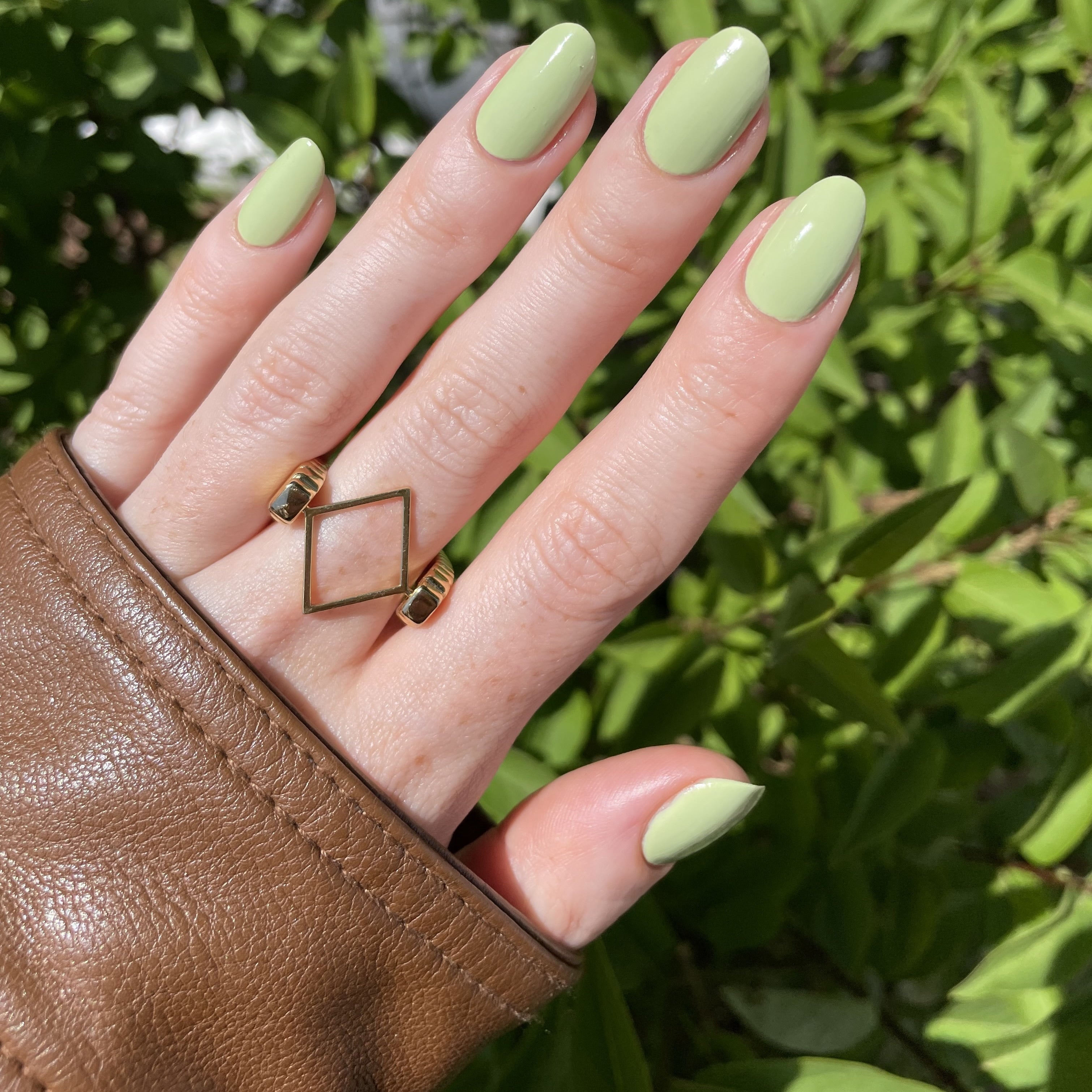 Diamond-Shaped Open Element – CONQUERing