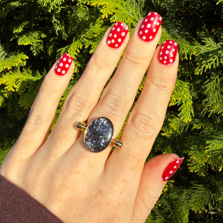 Black Pearl Oval Crystal Confetti Encapture™ Element