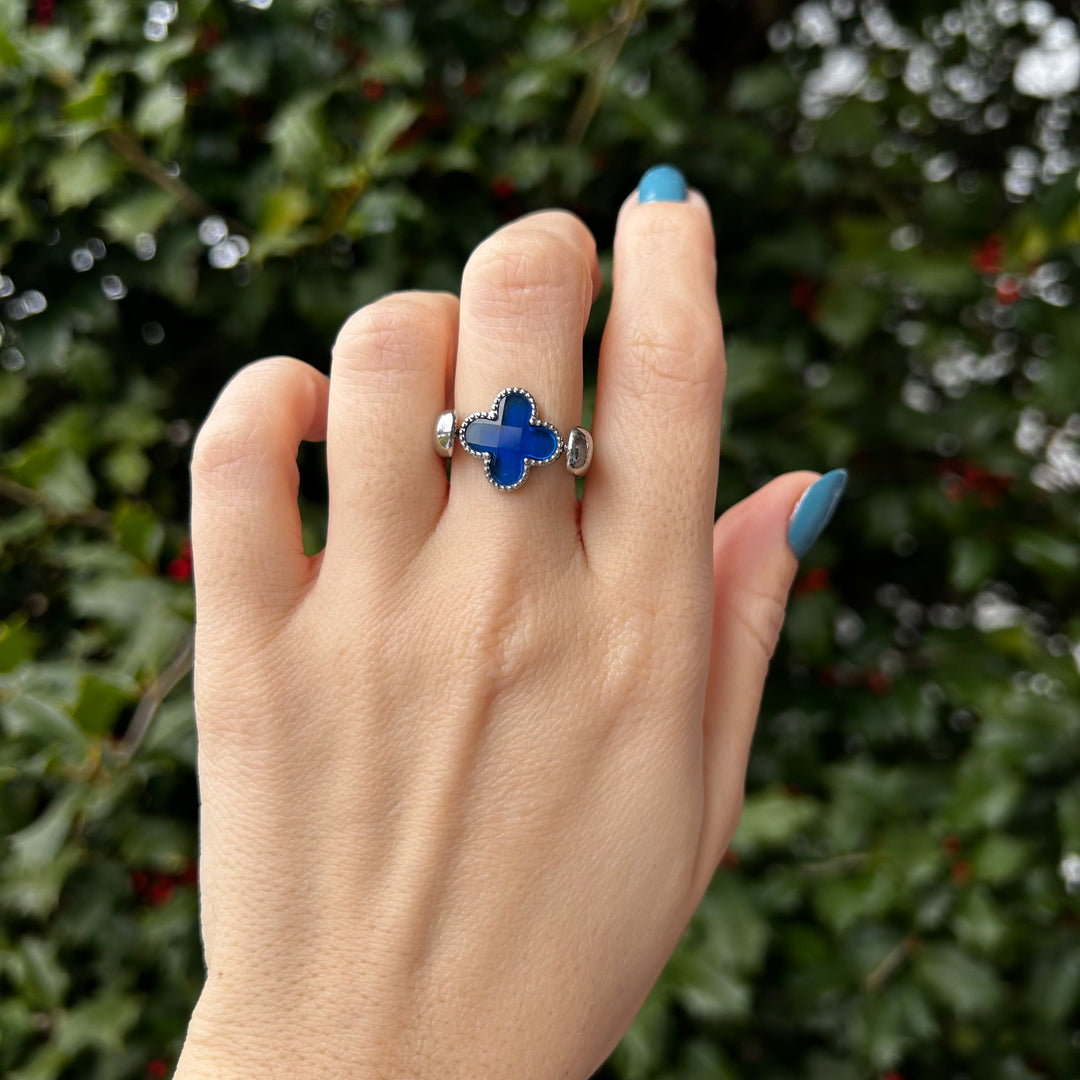 Simulated Sapphire Quatrefoil Element