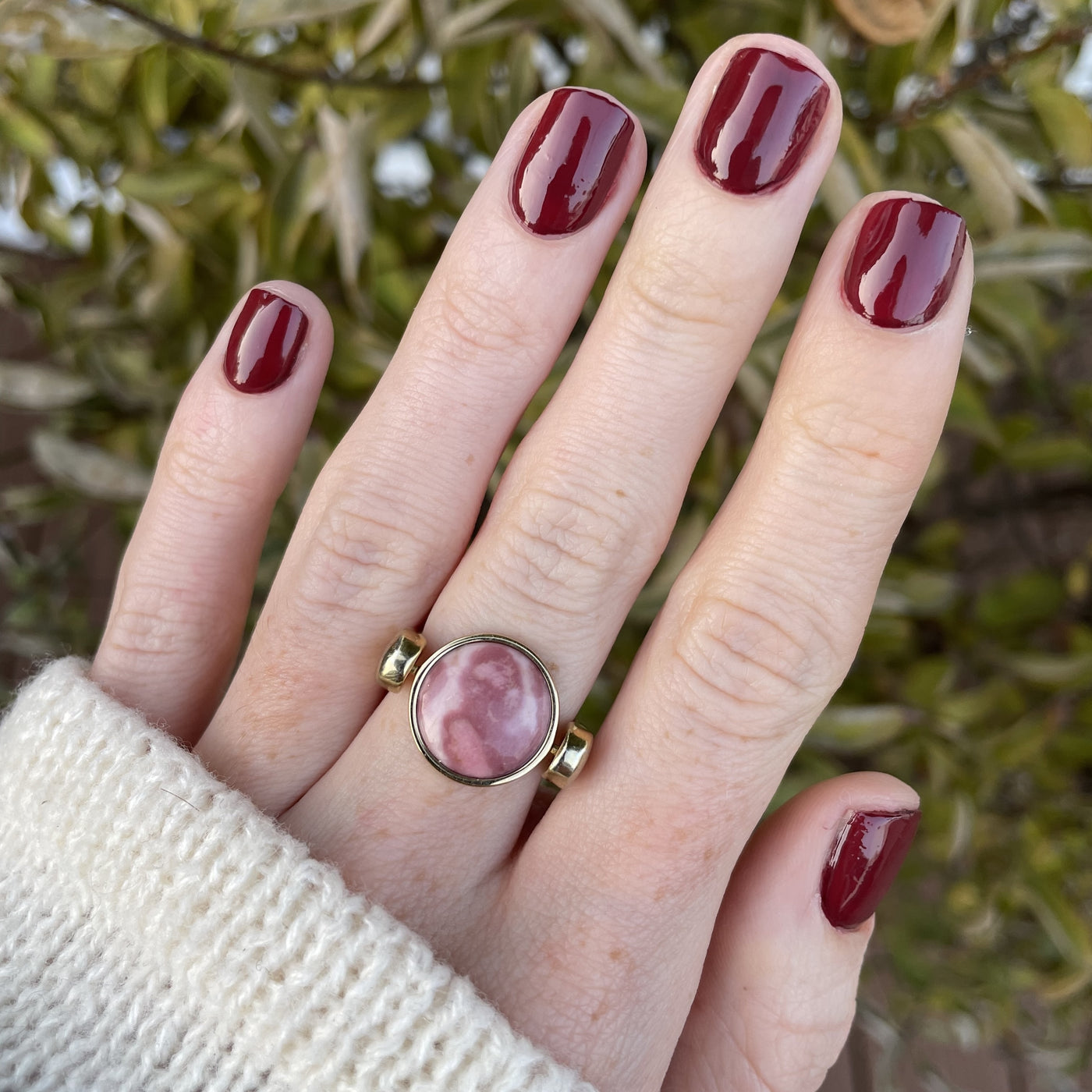 Rhodonite Round Crystal Element