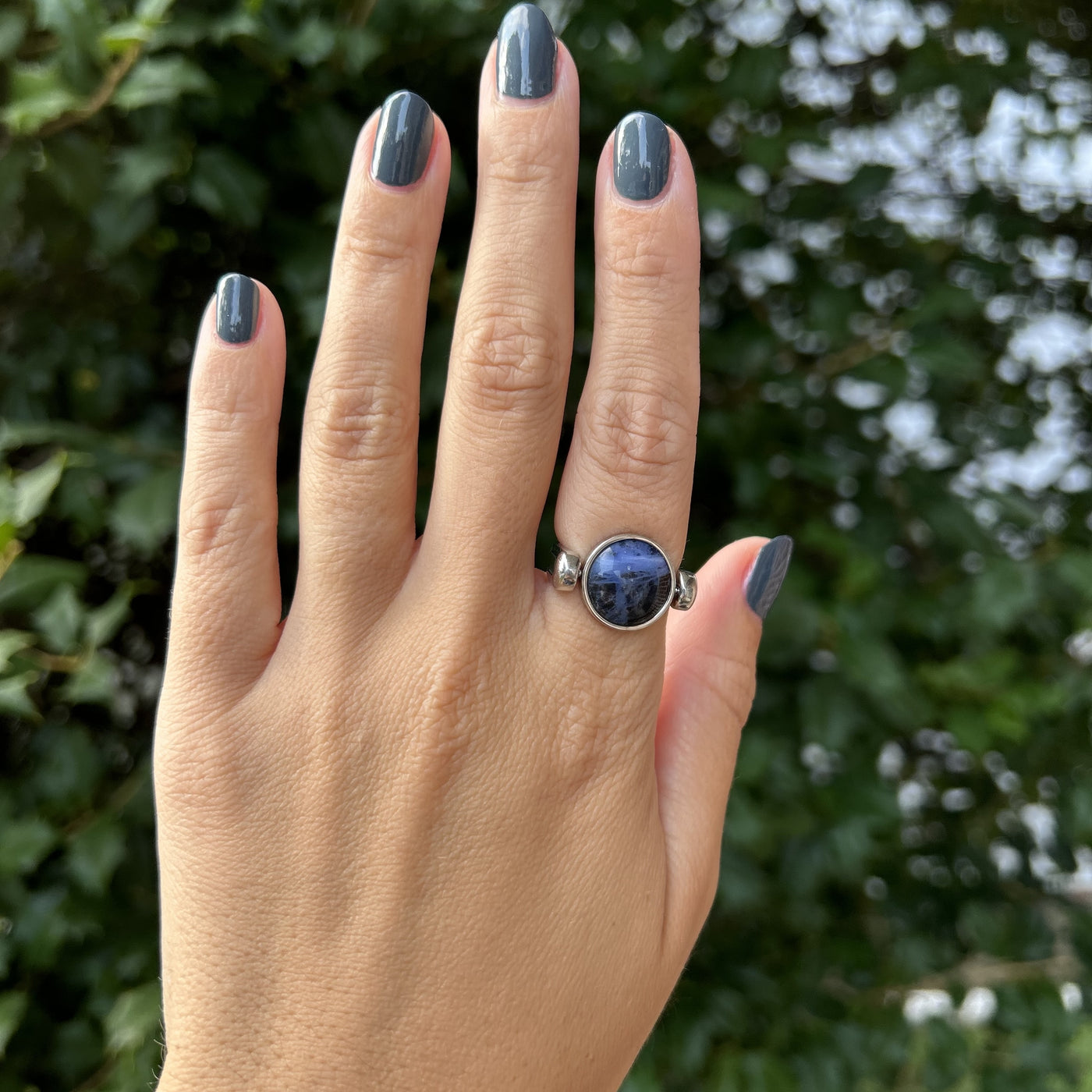 Sodalite Round Crystal Element