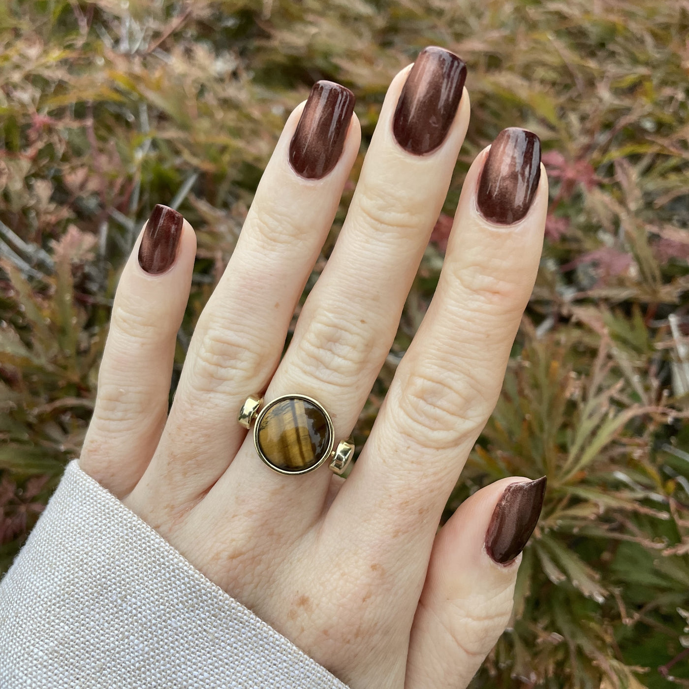 Tiger's Eye Round Crystal Element