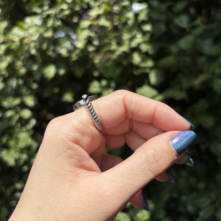 Willow Twist Ring Band