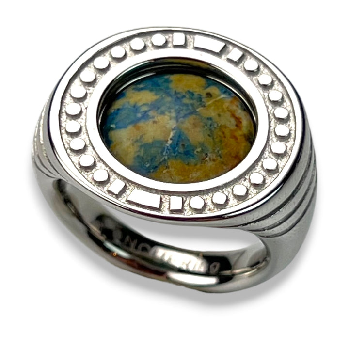 Round Crystal Signet Ring – Studio Line