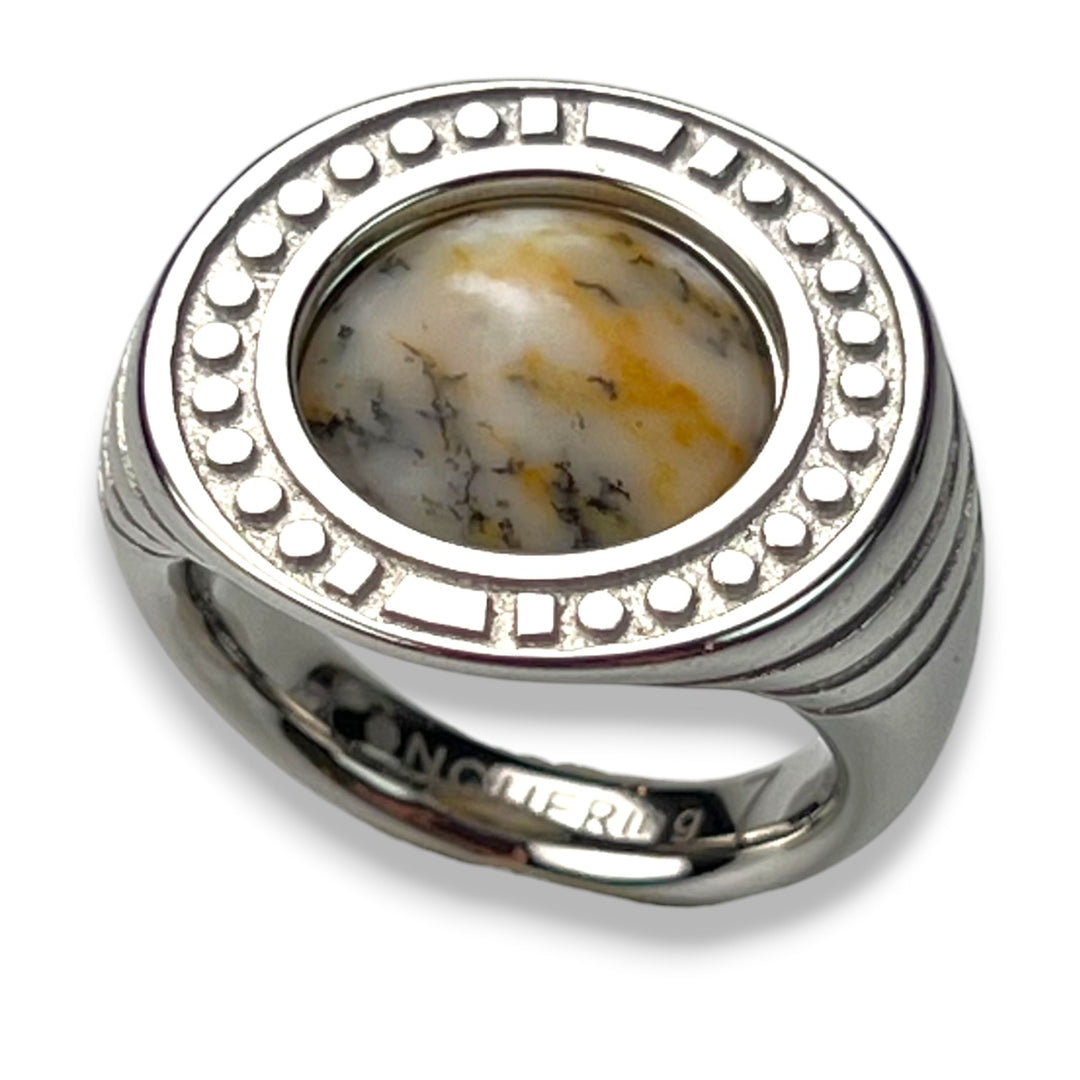 Round Crystal Signet Ring – Studio Line