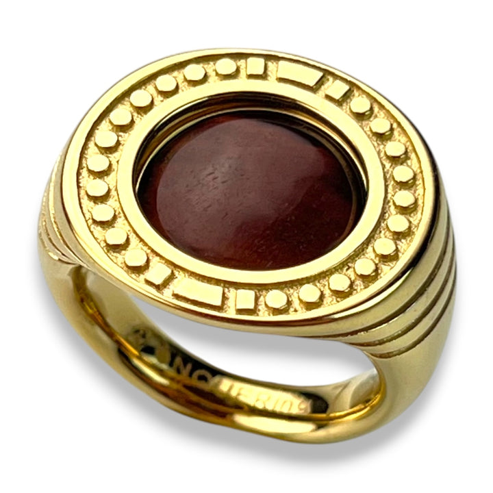 Round Crystal Signet Ring – Studio Line
