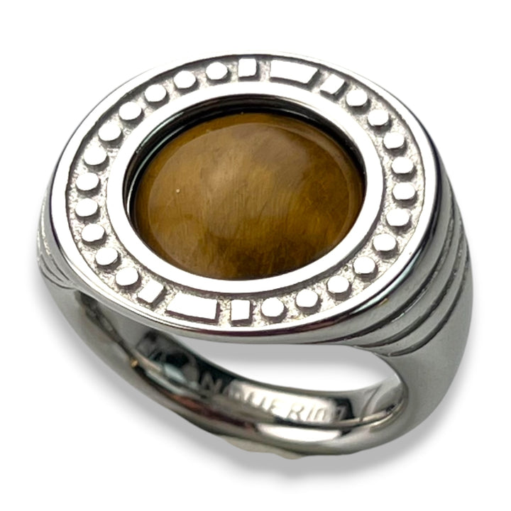 Round Crystal Signet Ring – Studio Line